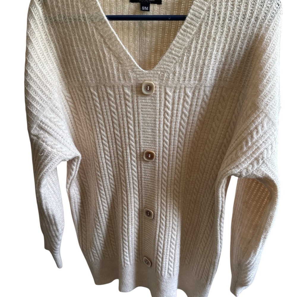 Christina Cream‎ Cardigan Sweater V-Neck Ribbed. Medium